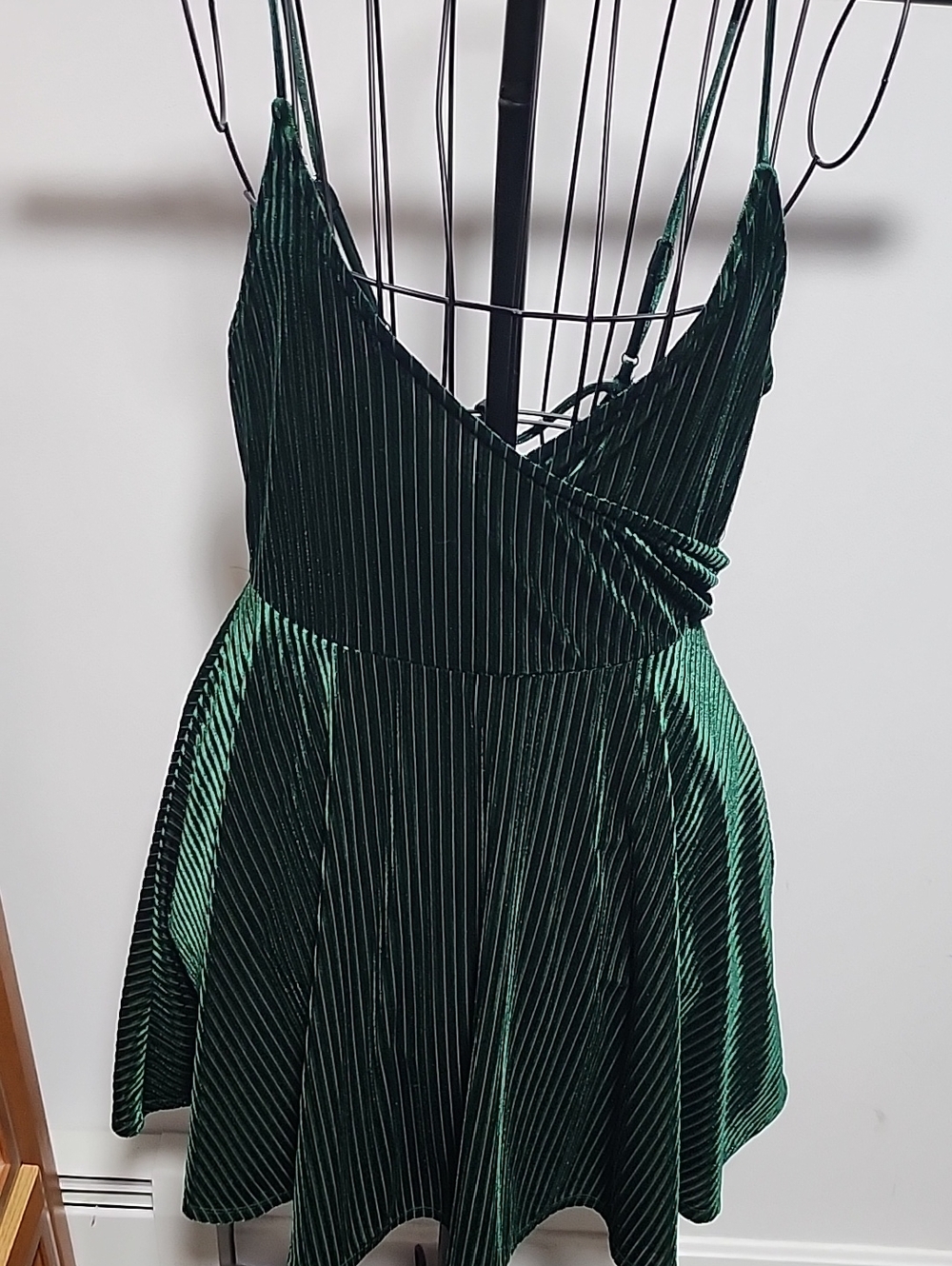 Forever 21 Emerald Green Velvet Mini Dress